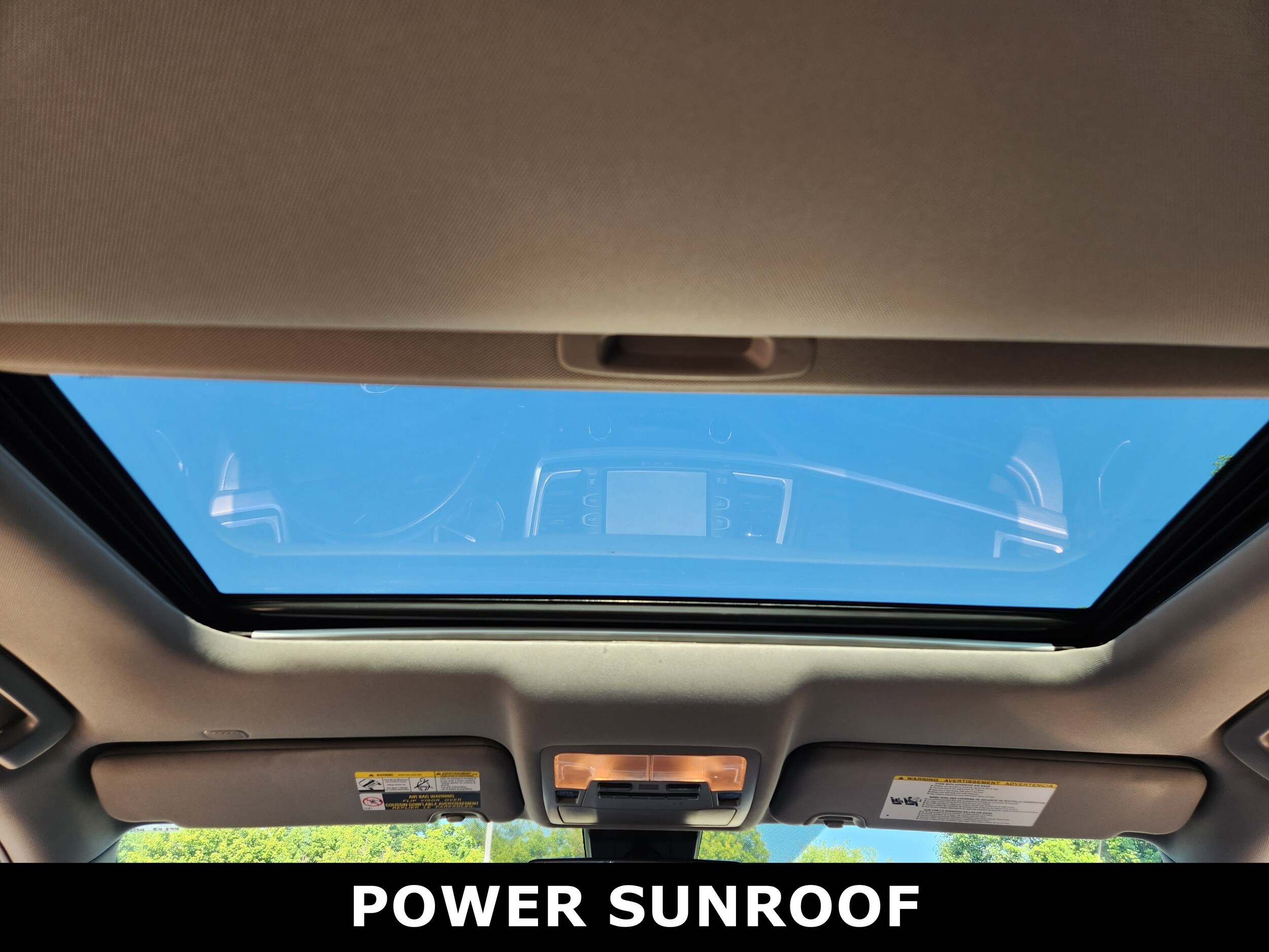 2019 Toyota Highlander Limited photo 2
