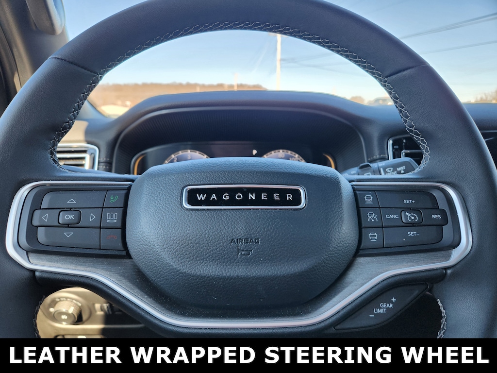 Used 2025 Jeep Wagoneer L 4x4 SUV