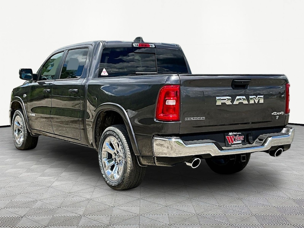 New 2026 Ram 1500 BIG HORN CREW CAB 4X4 5'7 BOX Pickup
