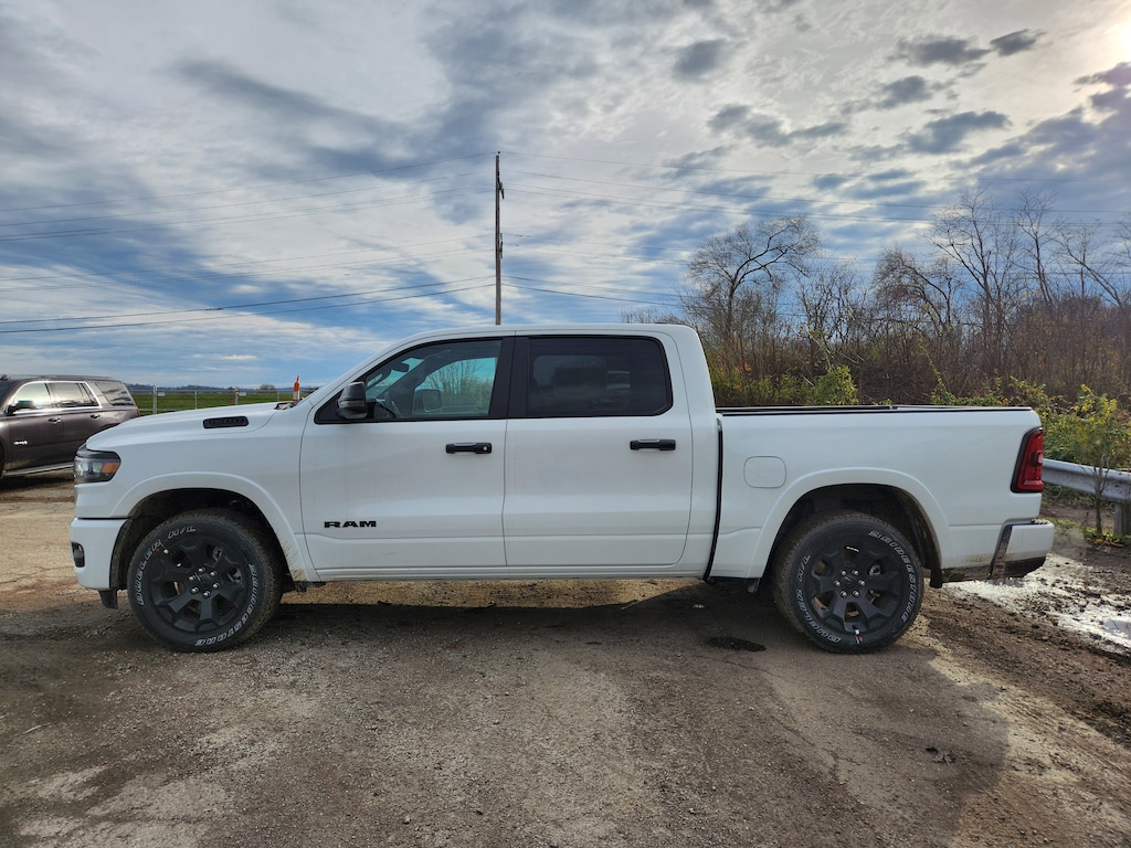 New 2026 Ram 1500 BIG HORN CREW CAB 4X4 5'7 BOX Pickup