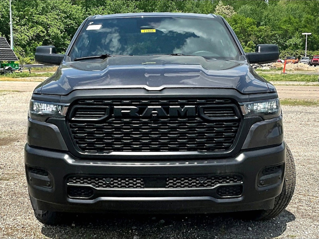 New 2026 Ram 1500 TRADESMAN CREW CAB 4X2 6'4 BOX Pickup