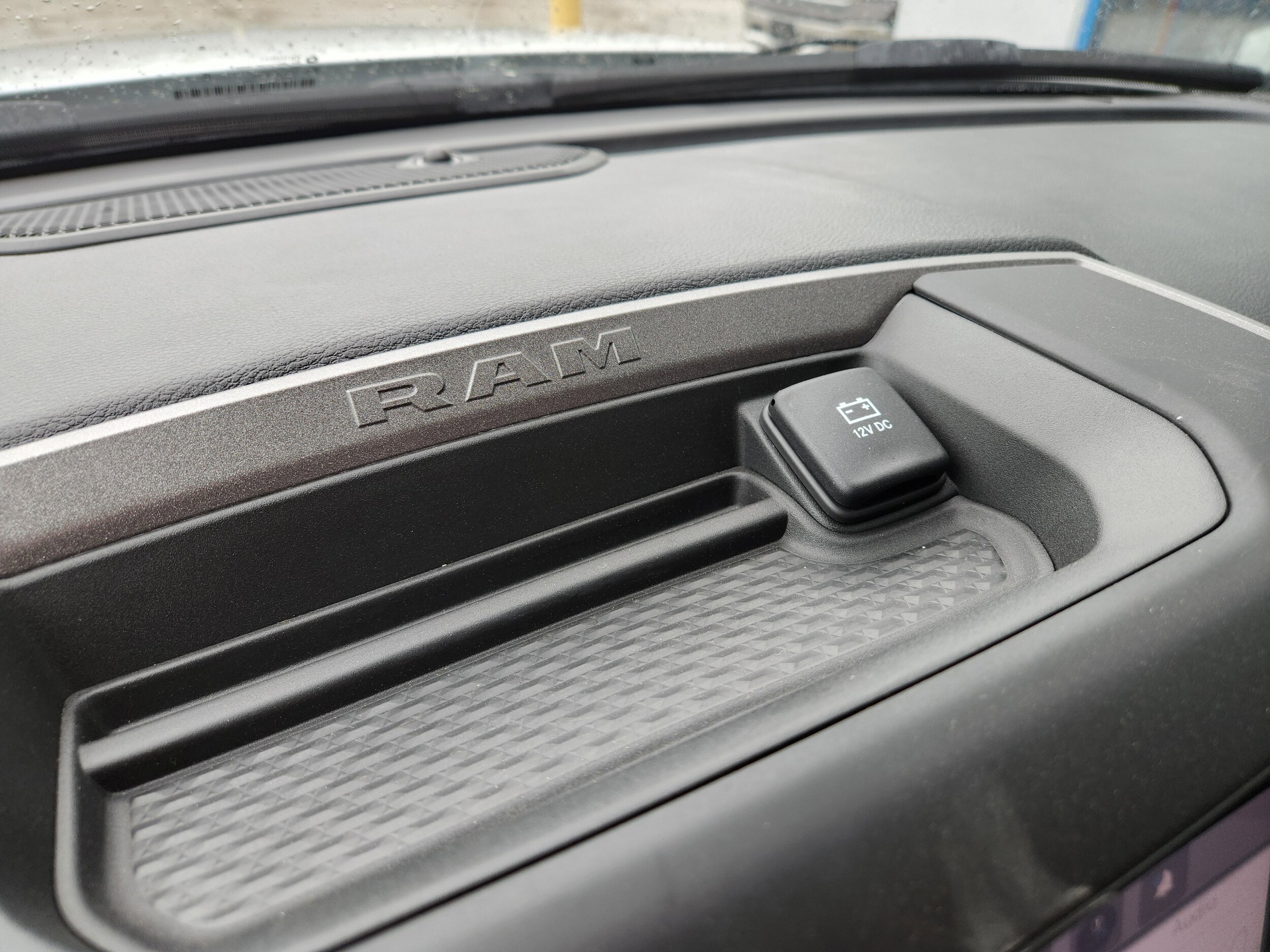 2025 RAM 3500 Chassis Tradesman - Photo 28