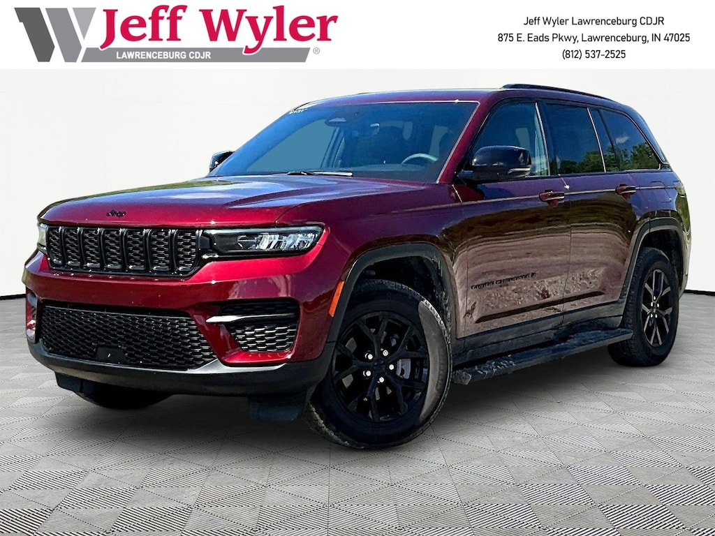 Used 2025 Jeep Grand Cherokee Altitude X 4x4 SUV