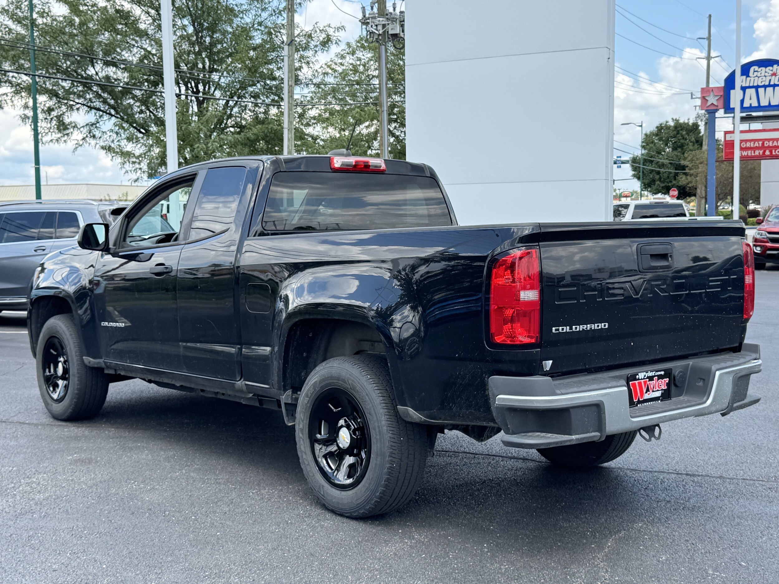 2021 Chevrolet Colorado Work Truck photo 2