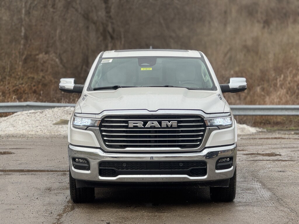 New 2026 Ram 1500 LARAMIE CREW CAB 4X4 5'7 BOX Pickup