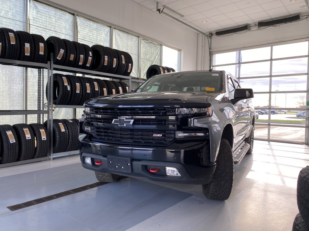 Used 2020 Chevrolet Silverado 1500 4WD Crew Cab 147 LT Trail Boss Truck