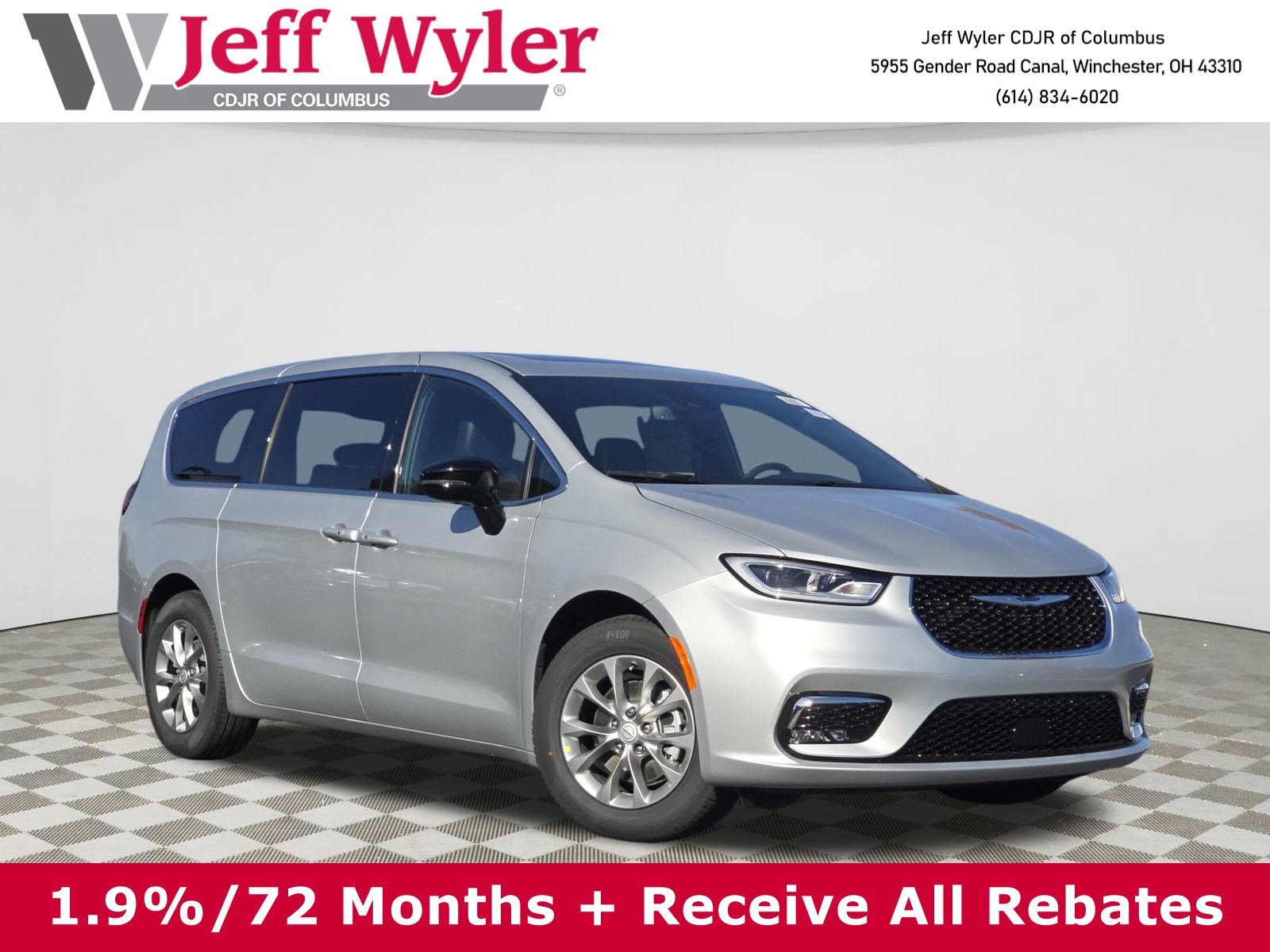 2026 Chrysler Pacifica Limited's photo