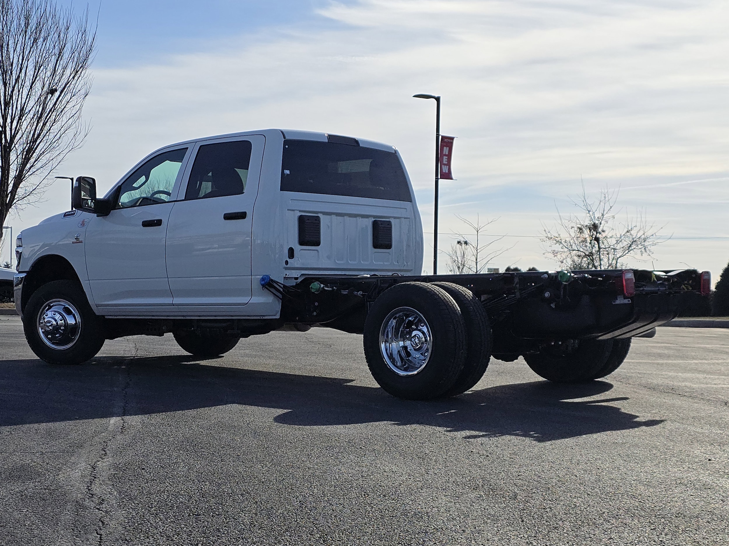 2026 RAM 3500 Chassis Tradesman - Photo 15