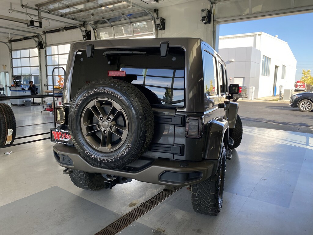 Used 2016 Jeep Wrangler Unlimited 4WD 4dr 75th Anniversary Convertible