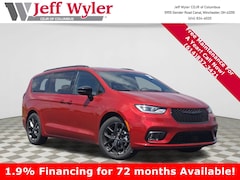 2026 Chrysler Pacifica LIMITED Passenger Van