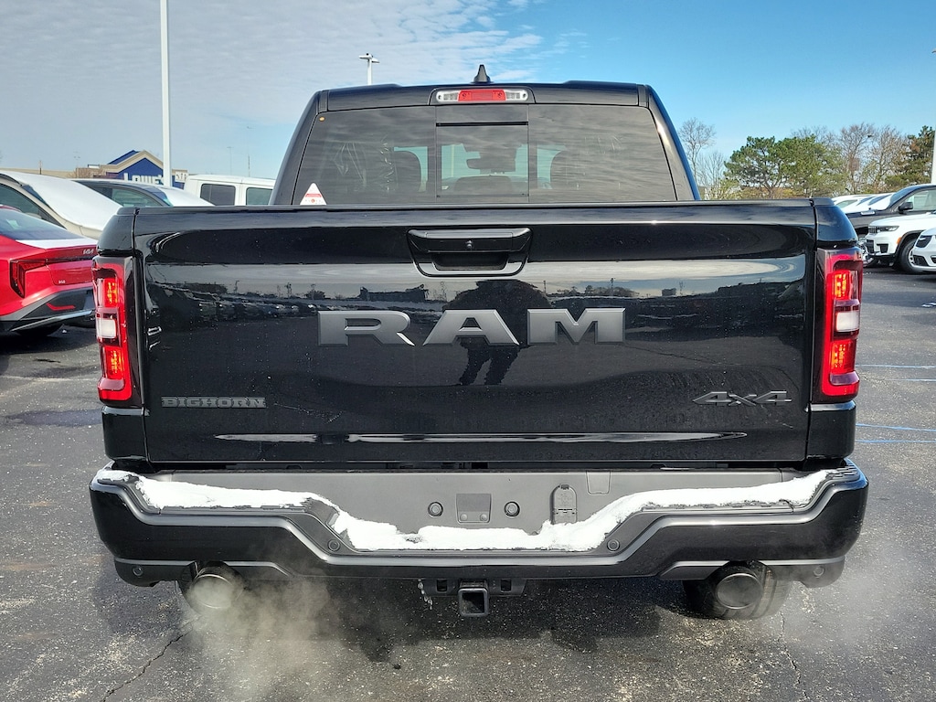 New 2026 Ram 1500 BIG HORN CREW CAB 4X4 5'7 BOX Pickup