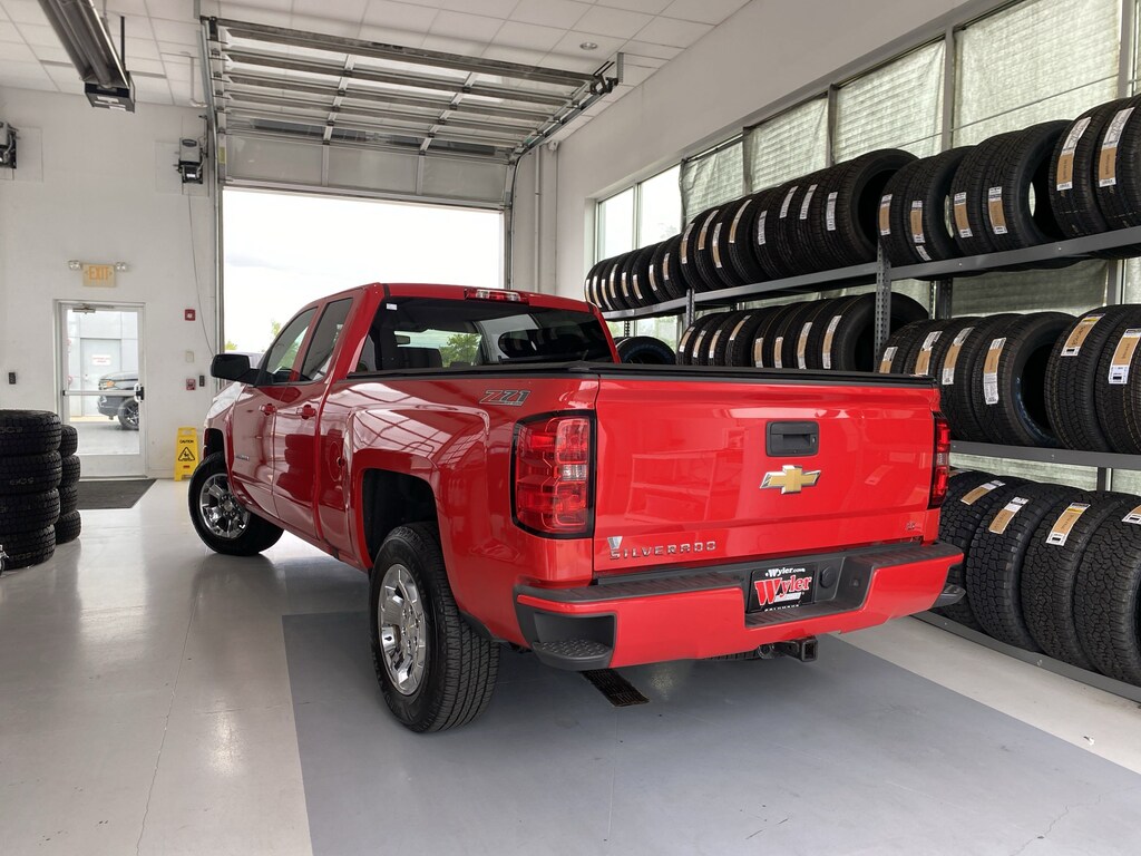 Used 2016 Chevrolet Silverado 1500 4WD Double Cab 143.5 LT w/2LT Truck