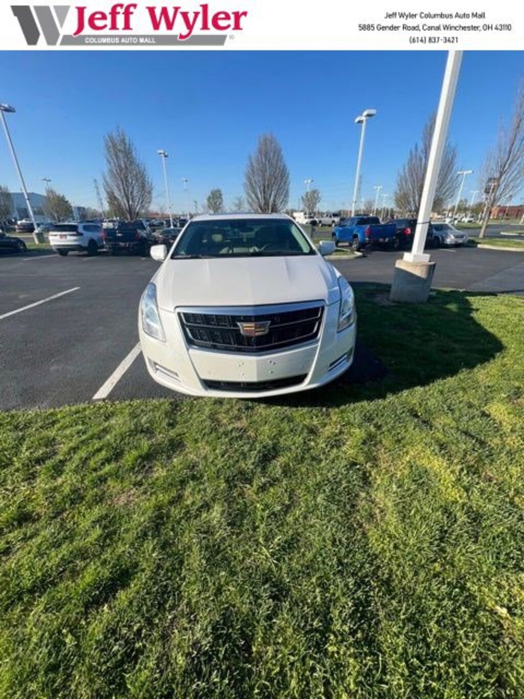Used 2017 CADILLAC XTS 4dr Sdn Luxury FWD Car