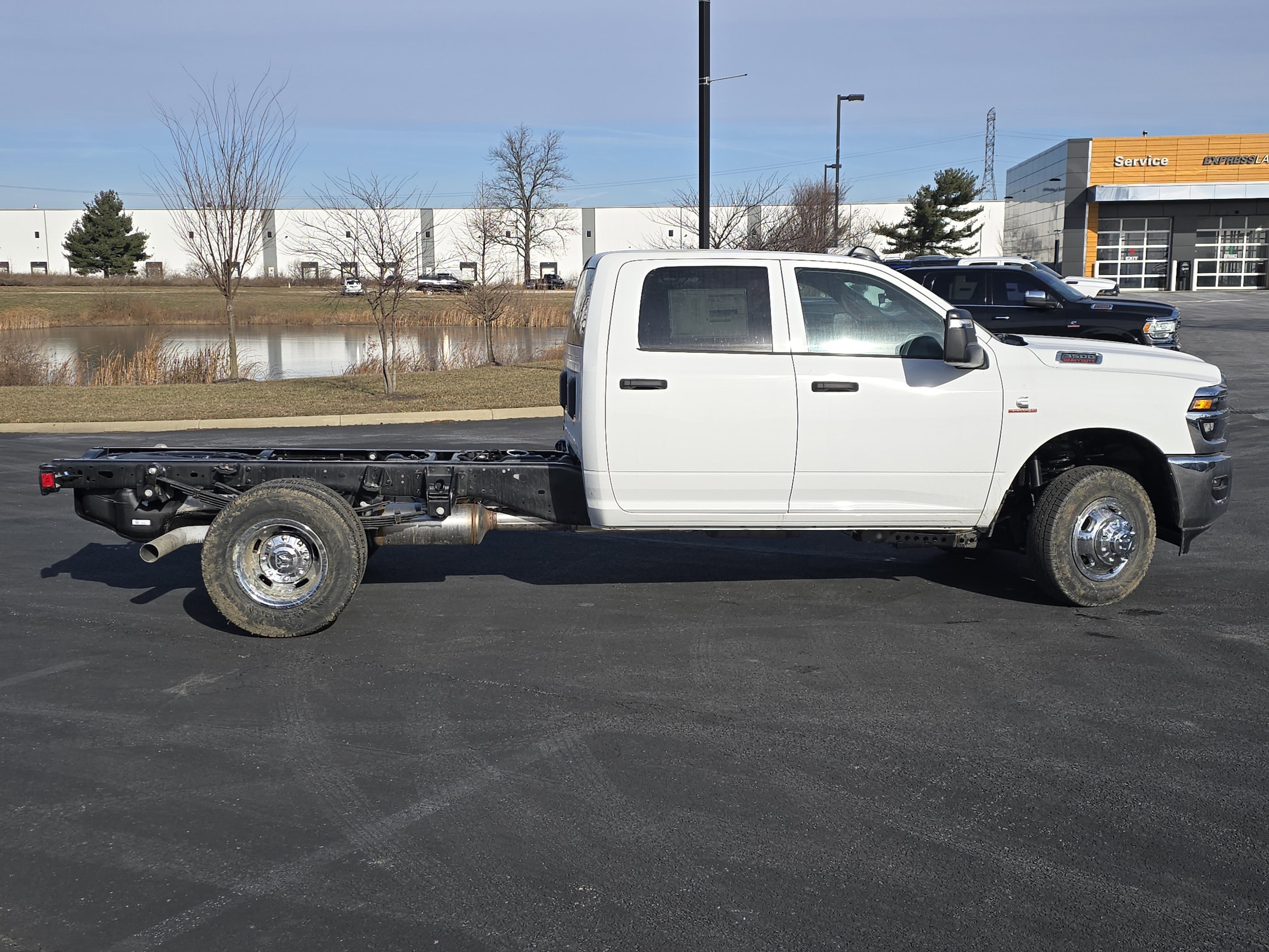 2026 RAM 3500 Chassis Tradesman - Photo 18