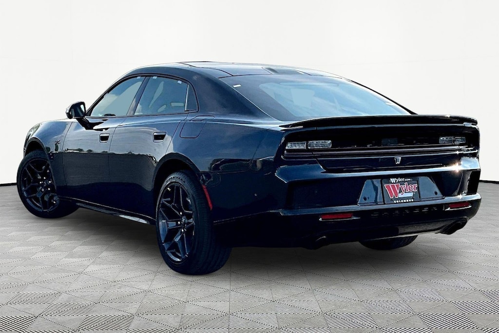 New 2026 Dodge Charger R/T PLUS 4-DOOR AWD Sedan