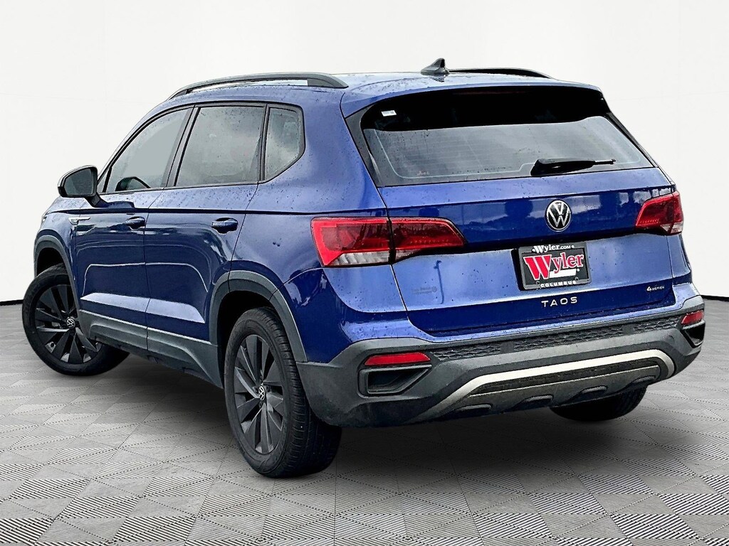 Used 2022 Volkswagen Taos S 4MOTION SUV