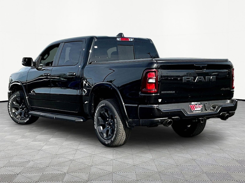 New 2026 Ram 1500 BIG HORN CREW CAB 4X4 5'7 BOX Pickup