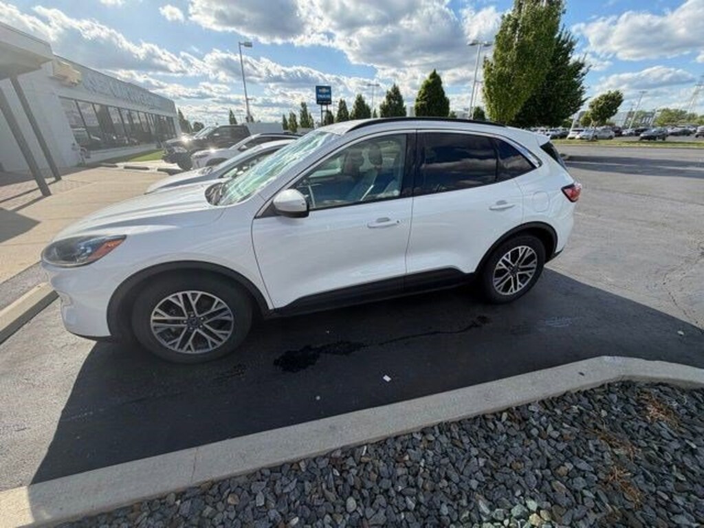 Used 2020 Ford Escape SEL FWD SUV