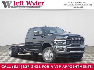 2026 Ram 5500 TRADESMAN CHASSIS CREW CAB 4X4 84' CA Pickup