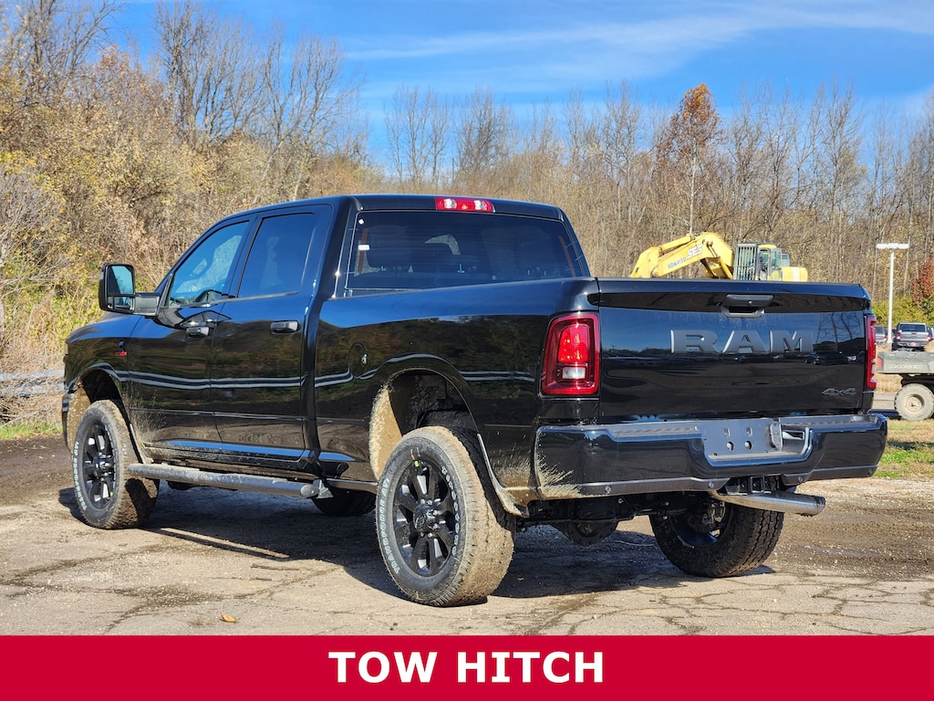 New 2026 Ram 2500 BLACK EXPRESS CREW CAB 4X4 6'4 BOX Pickup