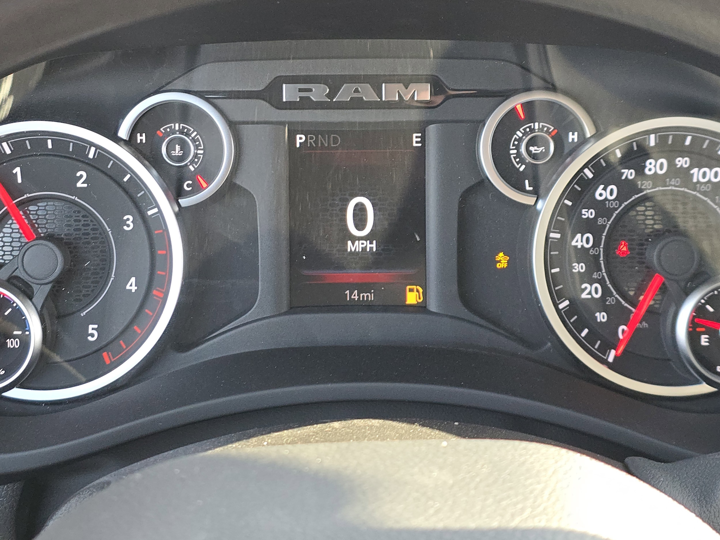 2026 RAM 3500 Chassis Tradesman - Photo 29