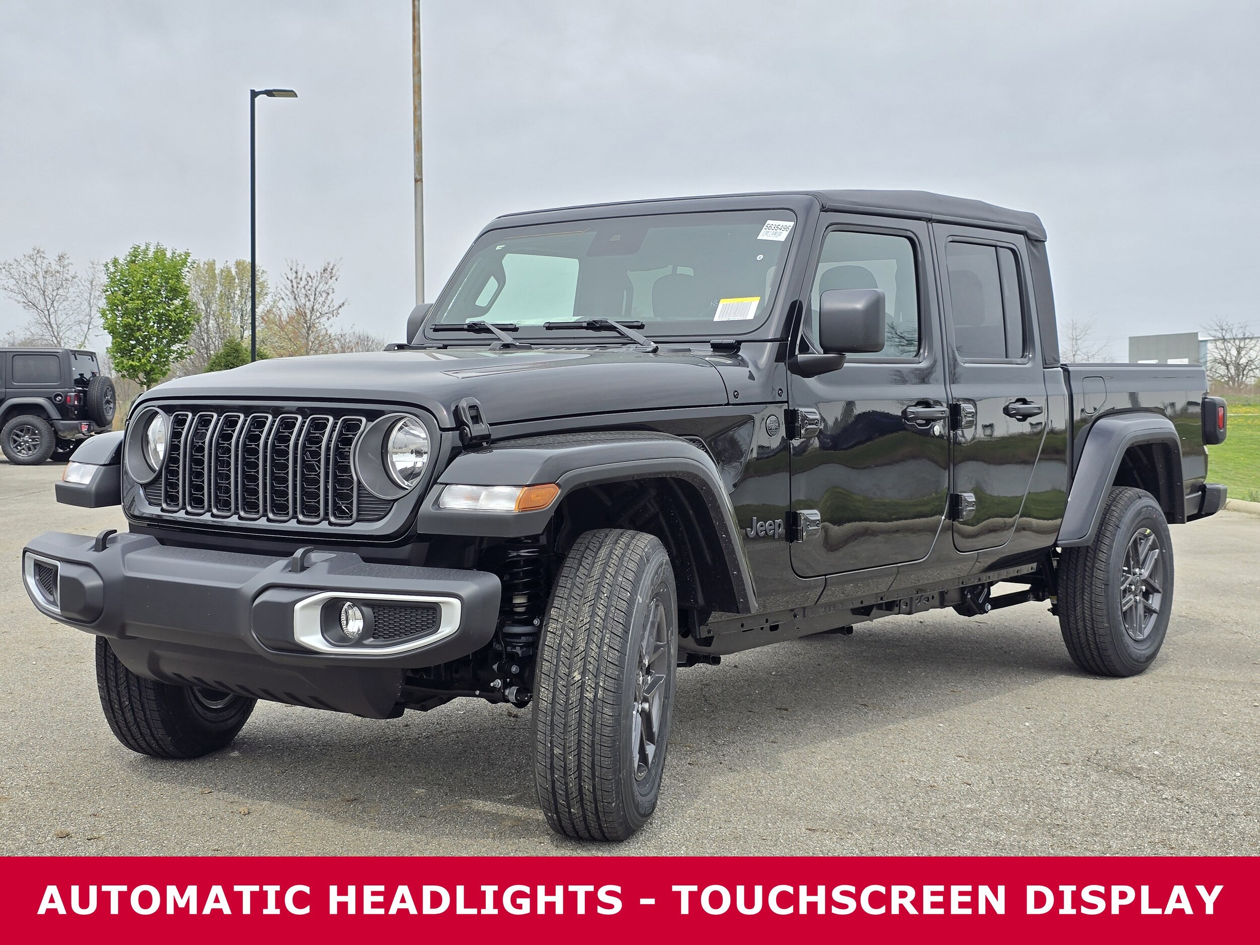 2025 Jeep Gladiator Sport S photo 2