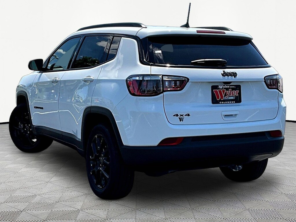 New 2026 Jeep Compass LATITUDE ALTITUDE 4X4 Sport Utility