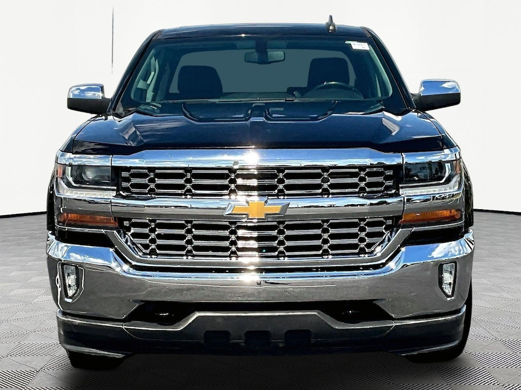Used 2019 Chevrolet Silverado 1500 LD 4WD Double Cab LT w/1LT Truck