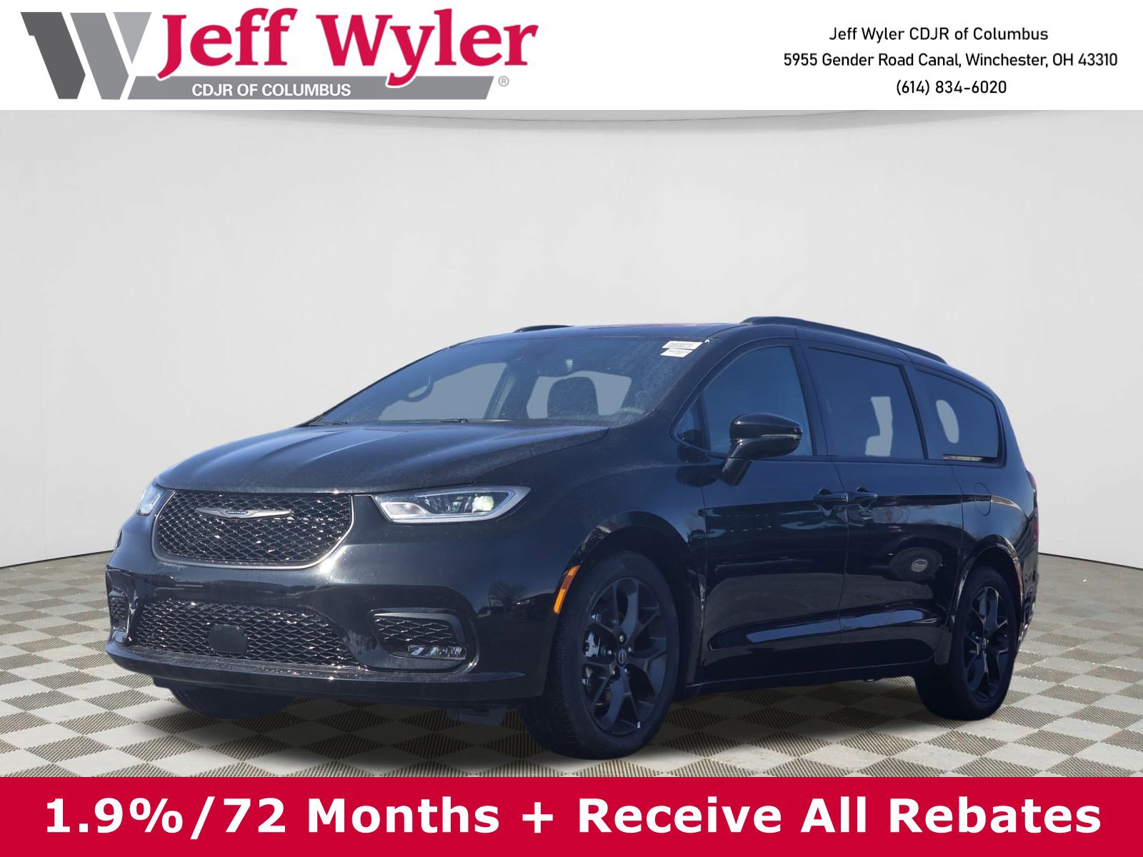 2026 Chrysler Pacifica Limited's photo