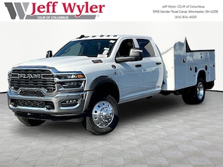 2026 Ram 5500 TRADESMAN CHASSIS CREW CAB 4X4 84' CA Pickup