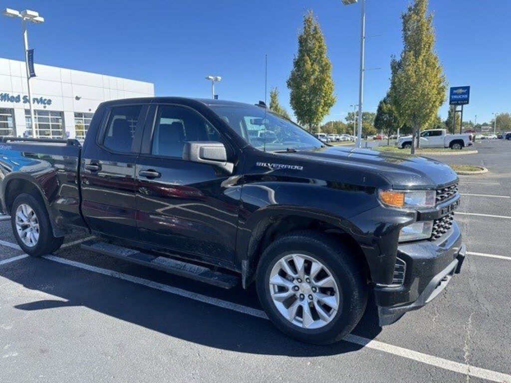 Used 2019 Chevrolet Silverado 1500 4WD Double Cab 147 Custom Truck