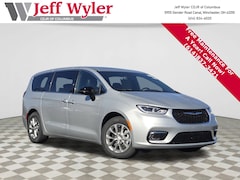 2026 Chrysler Pacifica LIMITED Passenger Van