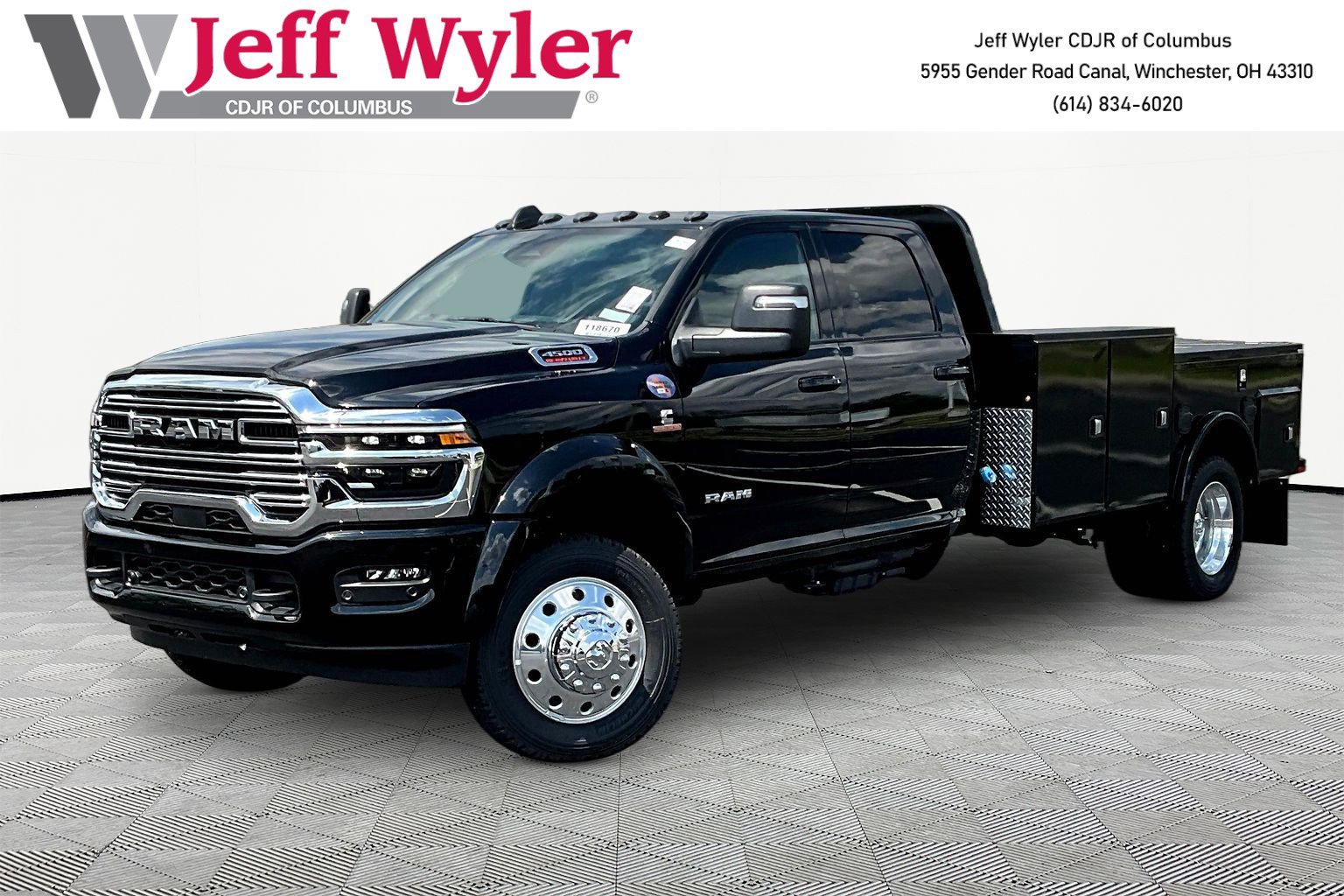 2026 RAM 4500 Big Horn 4X4 Crew Cab DRW 197" WB's photo