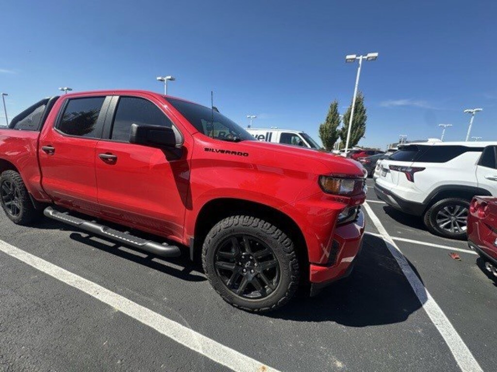 Used 2020 Chevrolet Silverado 1500 4WD Crew Cab 147 Custom Truck