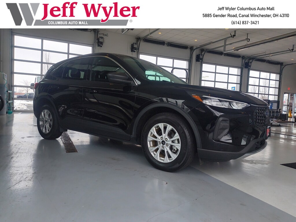 Used 2023 Ford Escape Active FWD SUV
