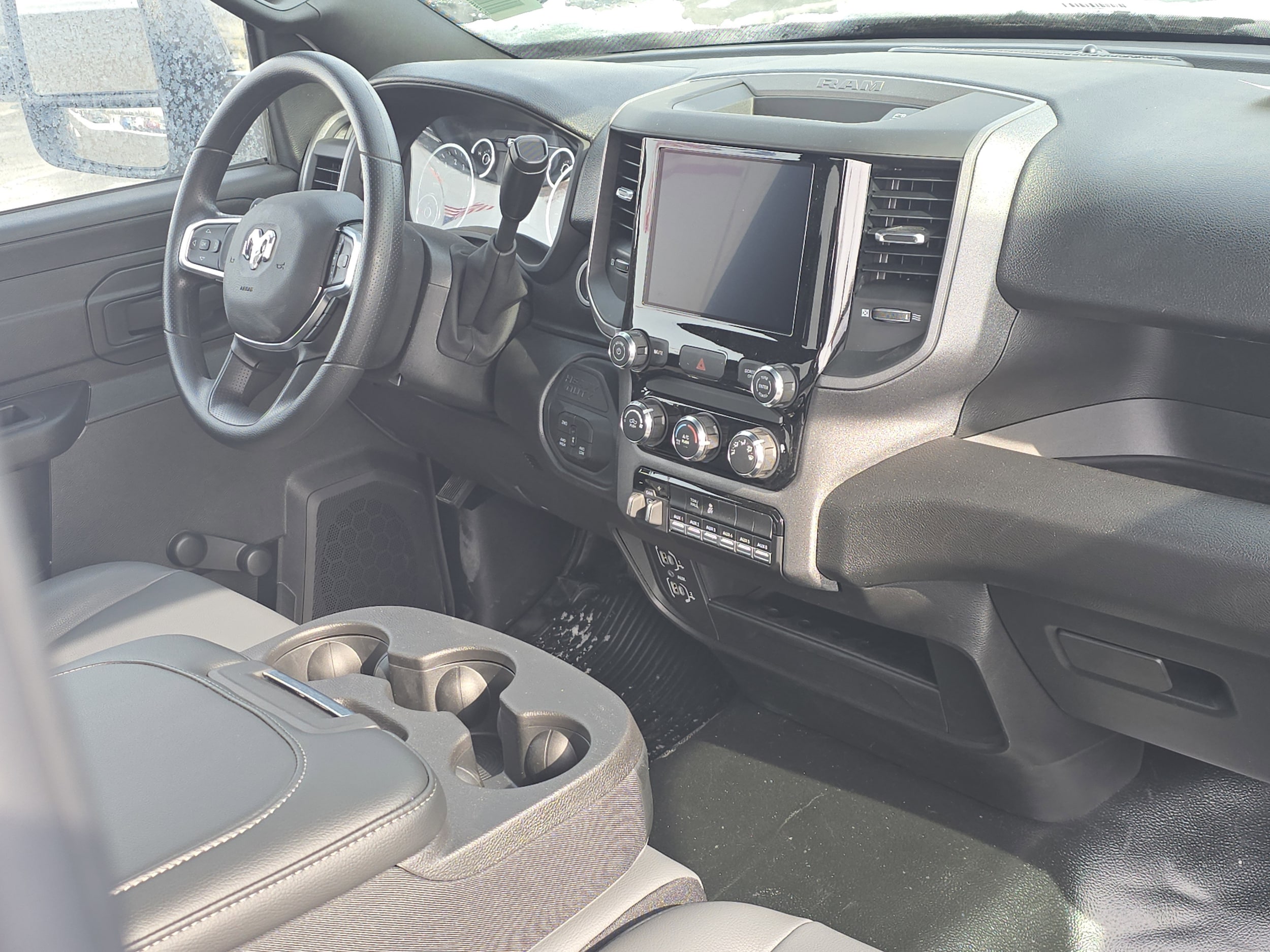 2026 RAM 3500 Chassis Tradesman - Photo 18