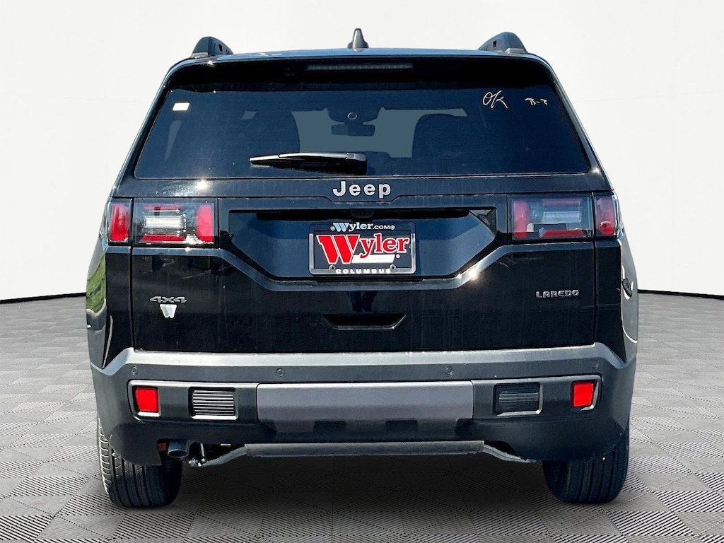 New 2026 Jeep Cherokee LAREDO 4X4 Sport Utility