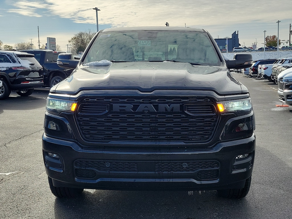 New 2026 Ram 1500 BIG HORN CREW CAB 4X4 5'7 BOX Pickup