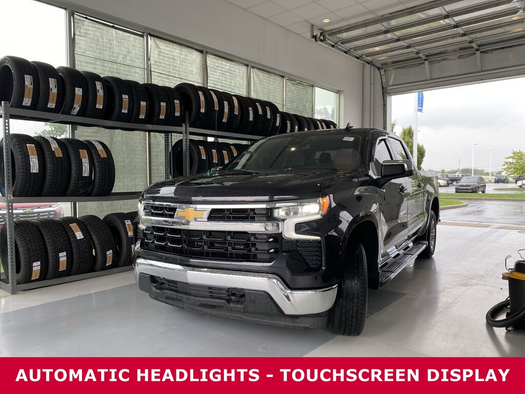 Used 2023 Chevrolet Silverado 1500 4WD Crew Cab 147 LT w/1LT Truck