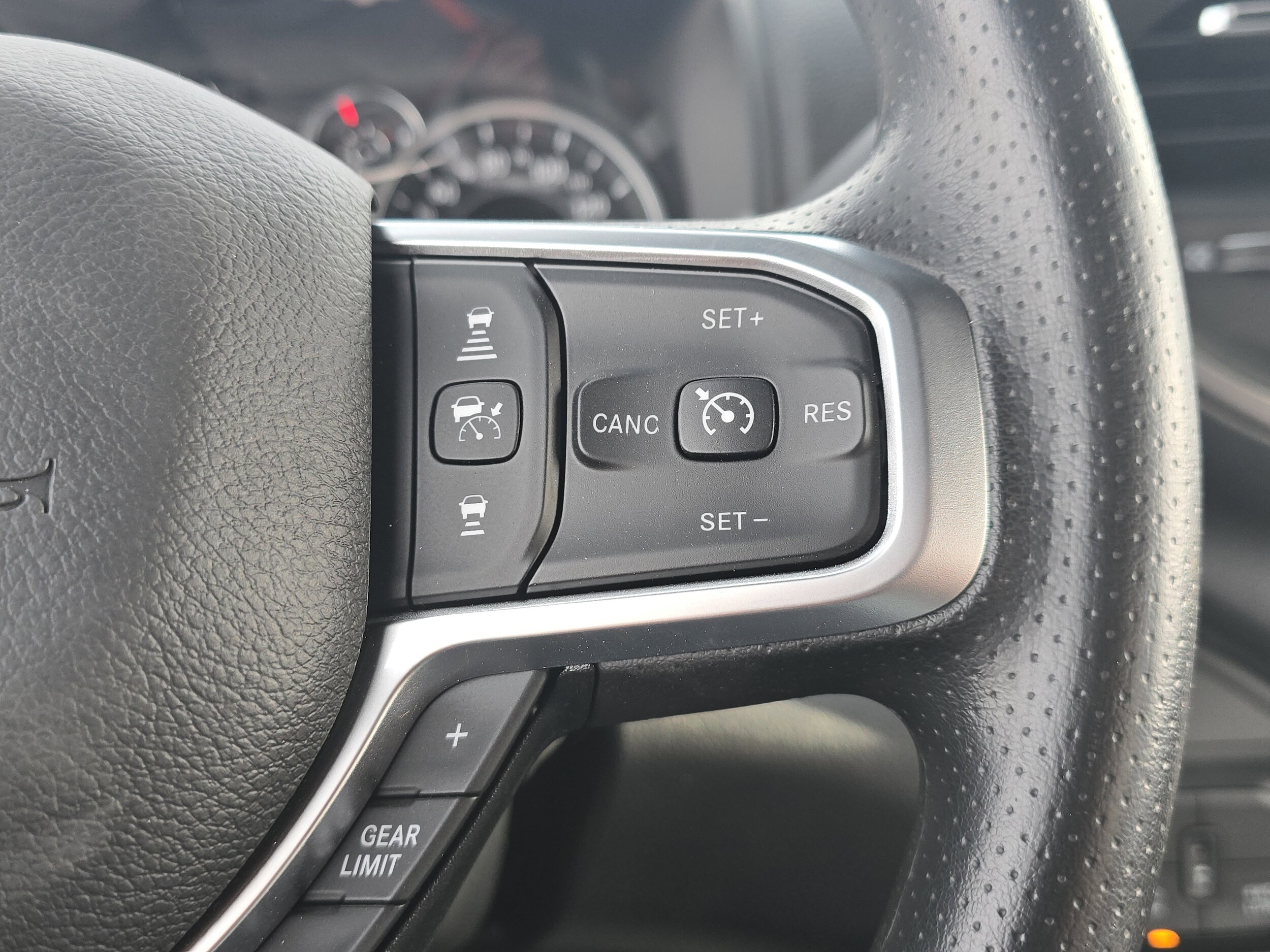 2026 RAM 3500 Chassis Tradesman - Photo 25