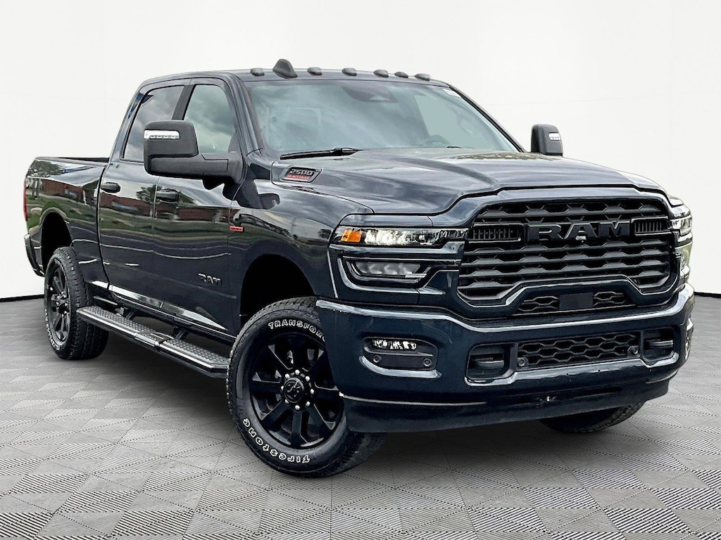 New 2026 Ram 2500 BIG HORN CREW CAB 4X4 6'4 BOX Pickup