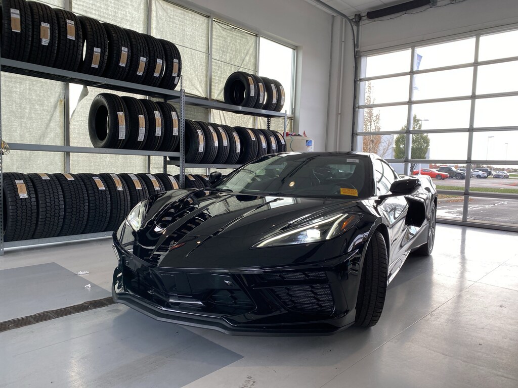 Used 2024 Chevrolet Corvette 2dr Stingray Cpe w/2LT Car