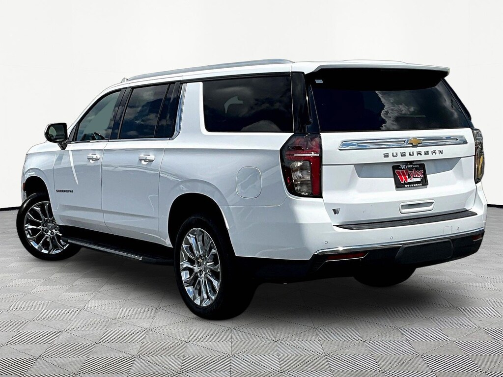 Used 2023 Chevrolet Suburban 4WD 4dr LS SUV