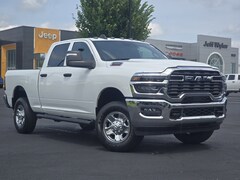 2025 Ram 2500 TRADESMAN CREW CAB 4X4 6'4 BOX Pickup