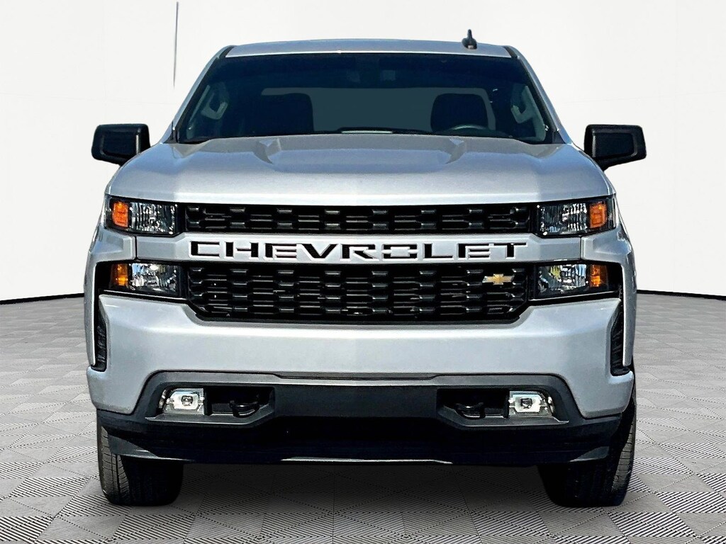 Used 2020 Chevrolet Silverado 1500 4WD Crew Cab 147 Custom Truck