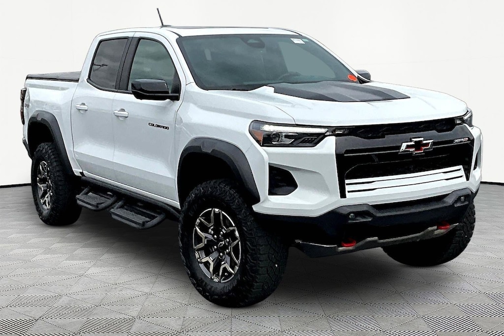 Used 2024 Chevrolet Colorado 4WD Crew Cab ZR2 Truck