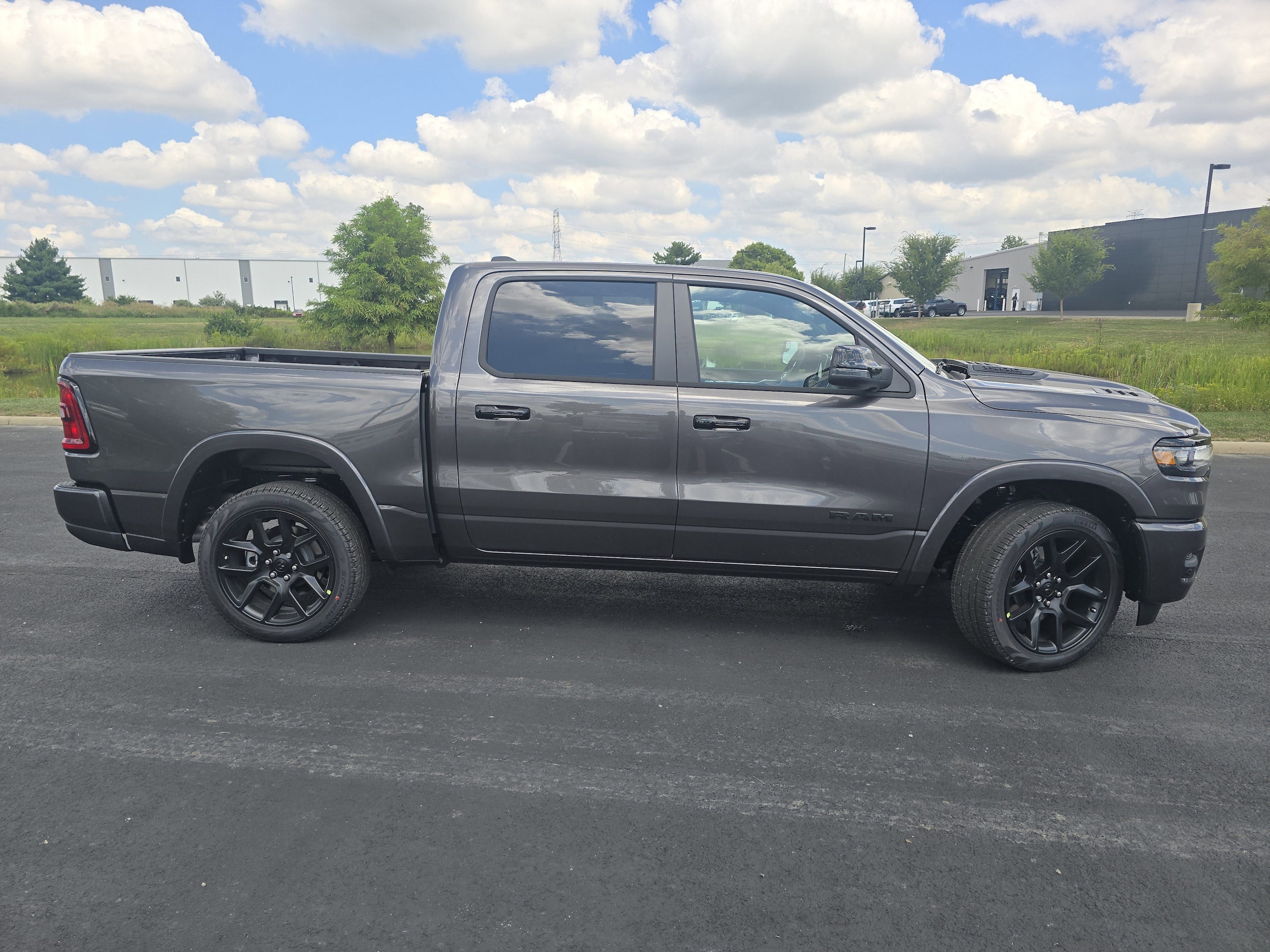 2026 RAM 1500 Laramie - Photo 19