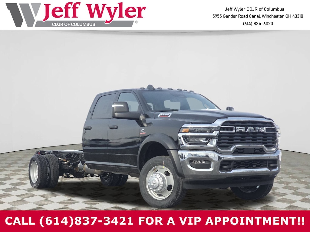 New 2026 Ram 5500 Chassis Cab TRADESMAN CREW 4X4 84' CA Pickup