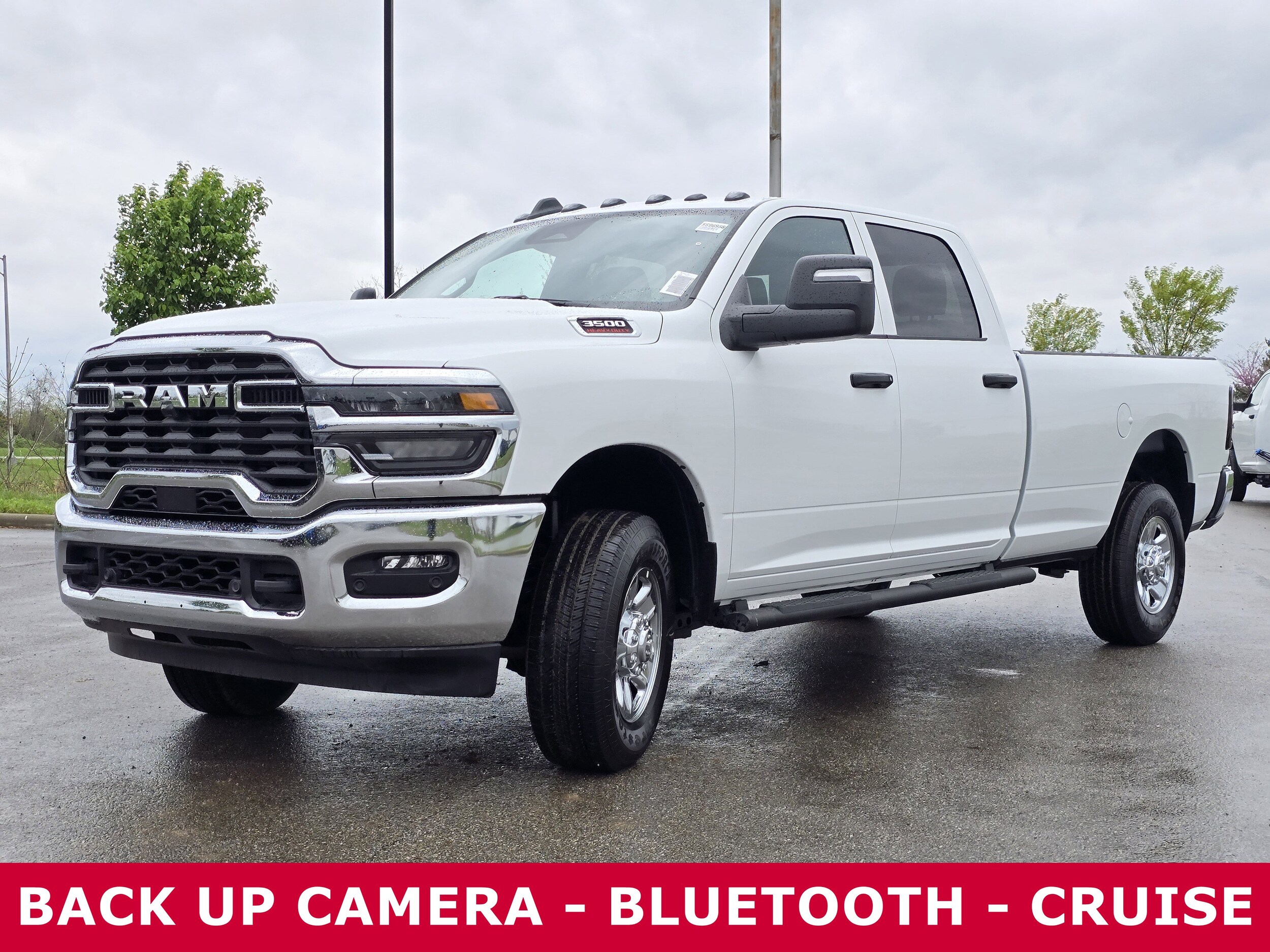 2025 Ram 3500 Tradesman photo 2