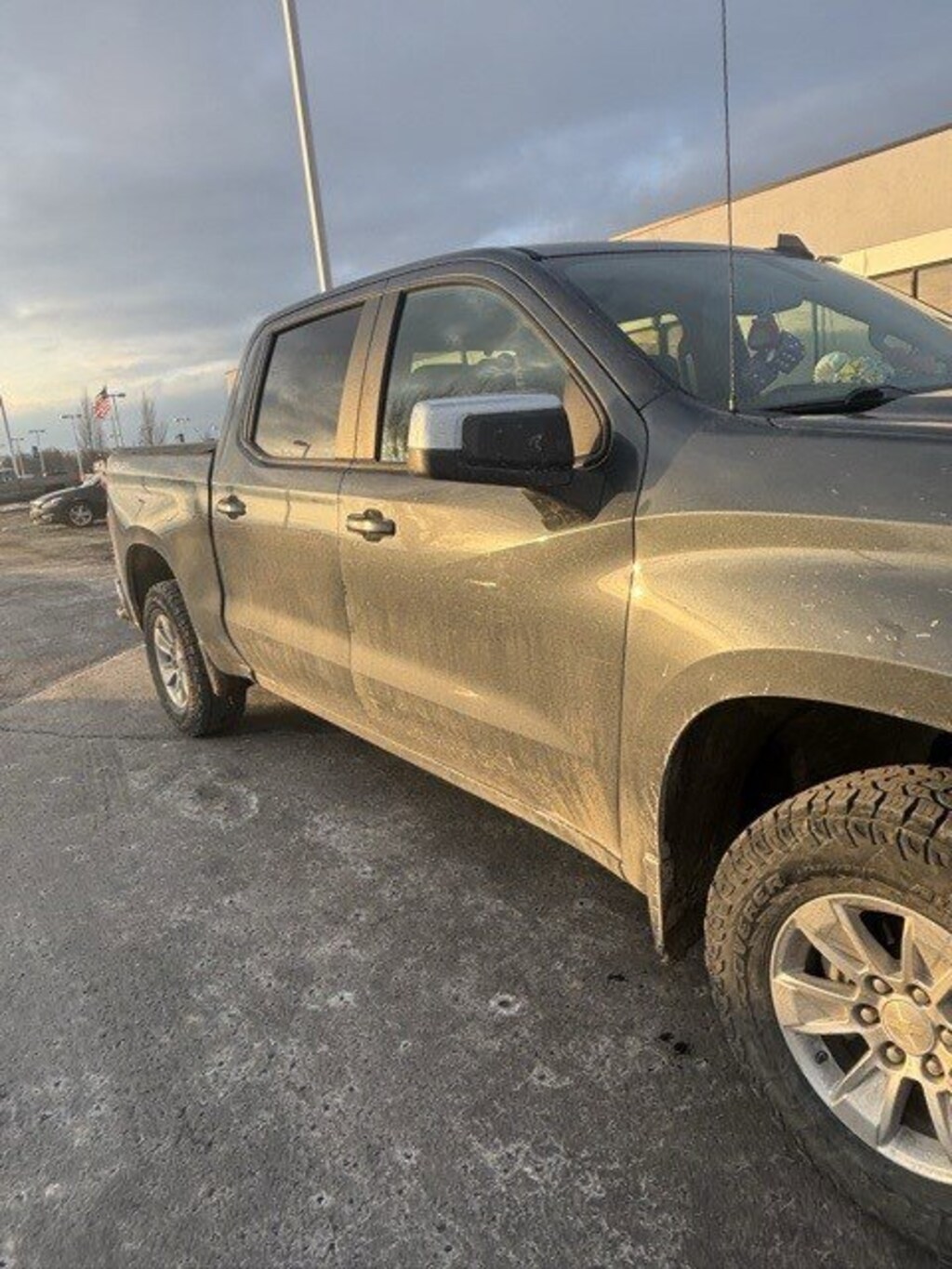 Used 2021 Chevrolet Silverado 1500 4WD Crew Cab 147 LT w/1LT Truck
